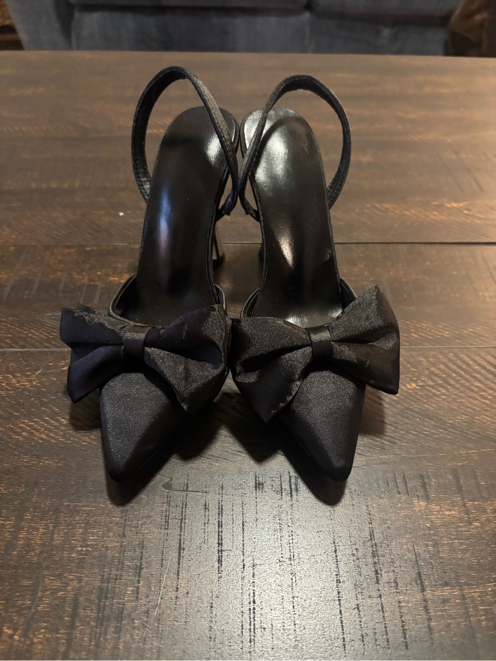 Black Bow Pointed-Toe Slingback Heels - Picture 1 of 3